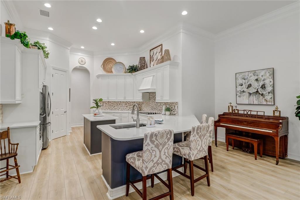 MAJORS - Residential