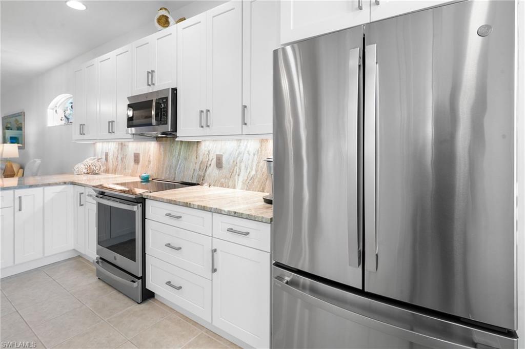 LANGSHIRE - Residential