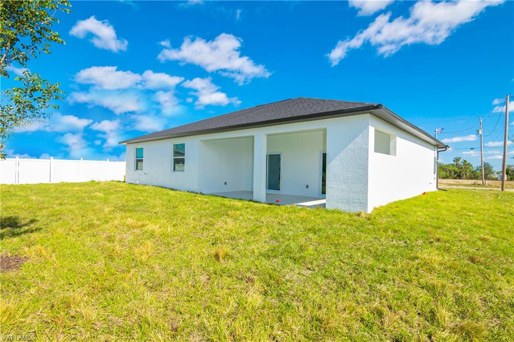 CAPE CORAL - Residential