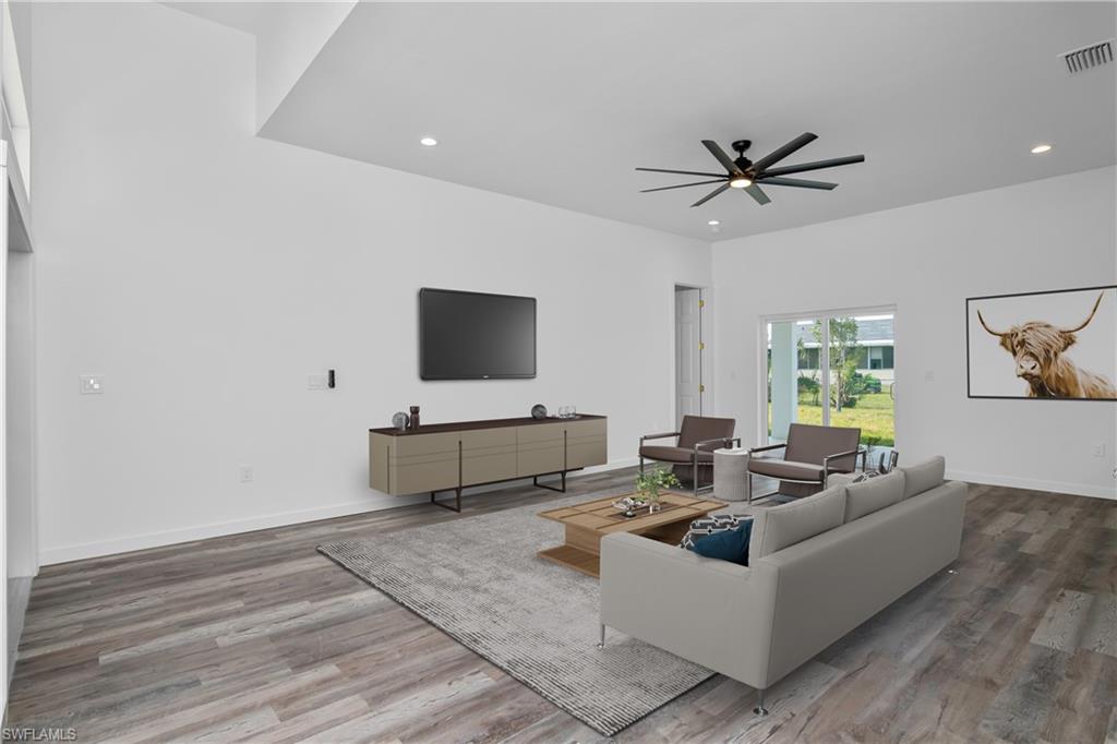 CAPE CORAL - Residential
