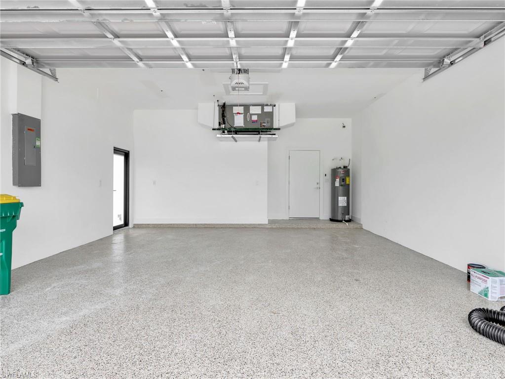 PORT CHARLOTTE - Residential Lease