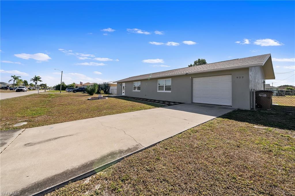 CAPE CORAL - Residential