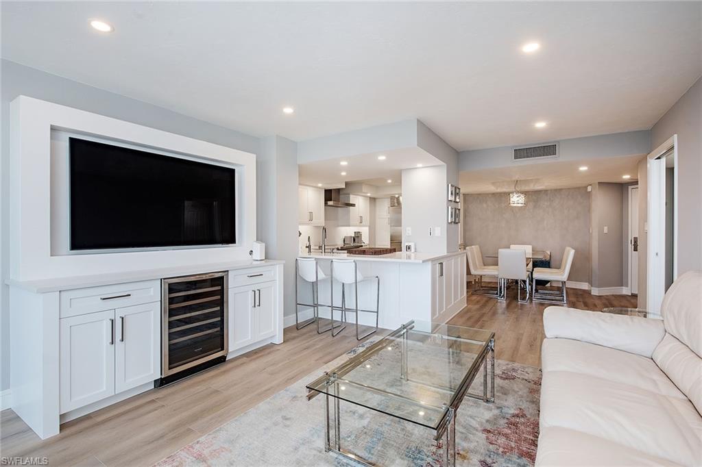 4751 Gulf Shore BLVD N PH-2