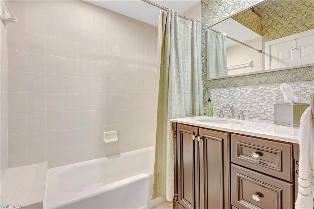 THE GROVES - Residential