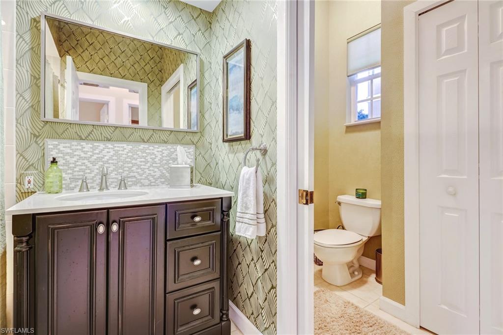 THE GROVES - Residential