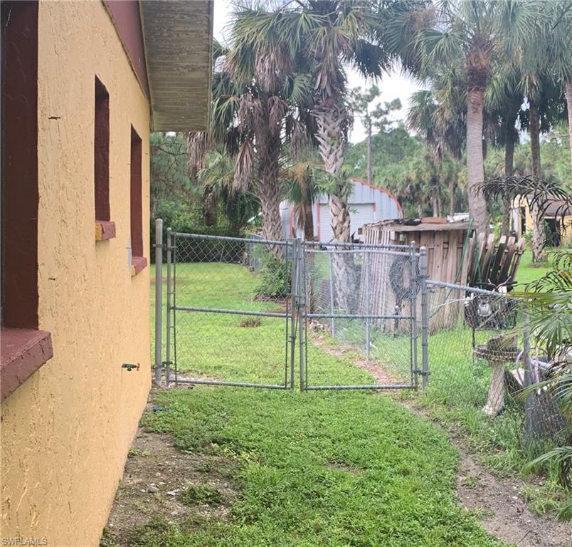 GOLDEN GATE ESTATES - Residential