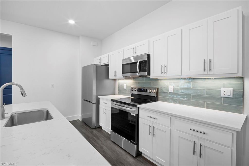 NORTH PORT - Residential Lease