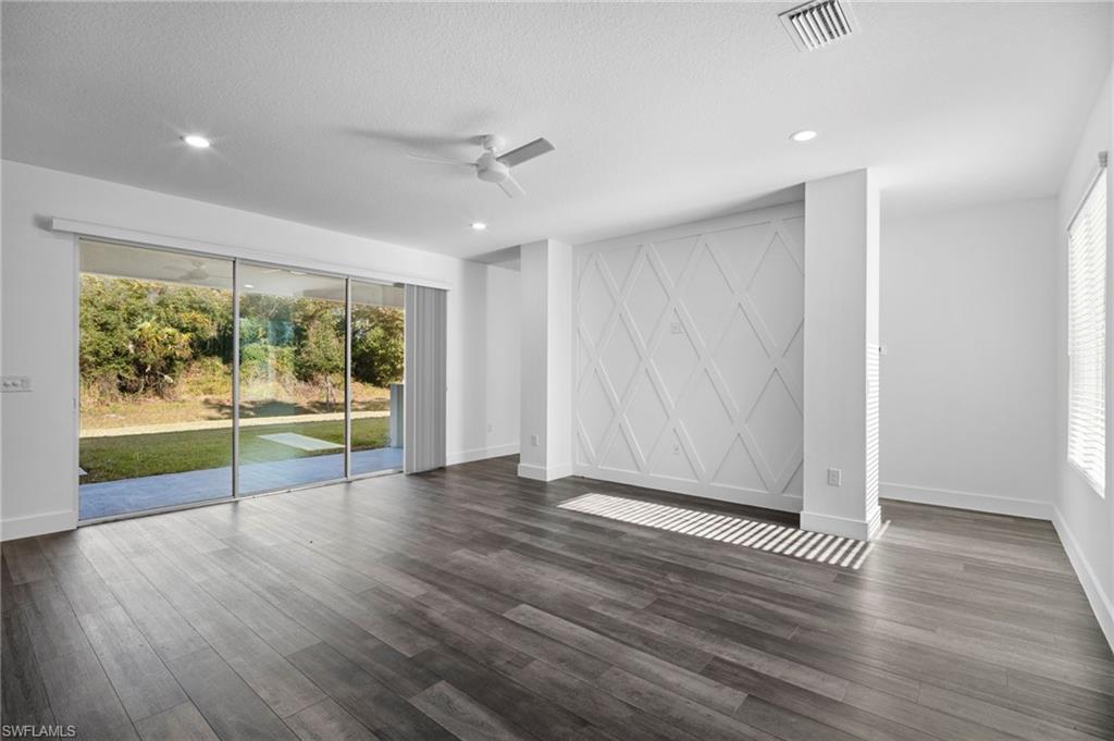 NORTH PORT - Residential Lease