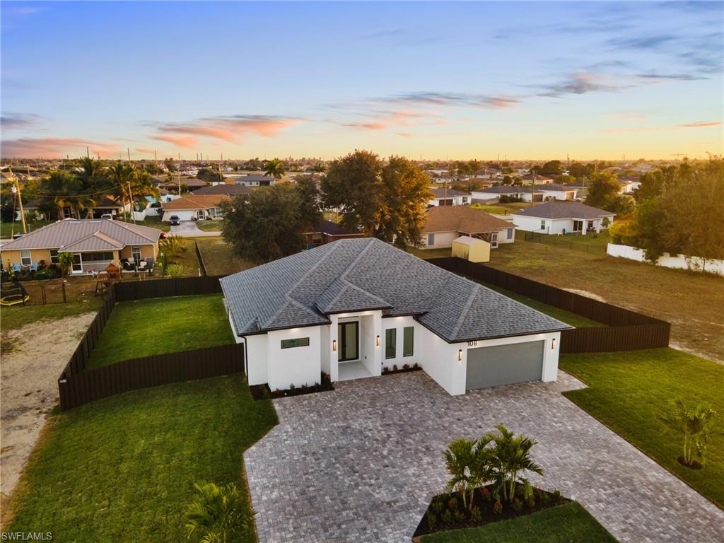 CAPE CORAL - Residential