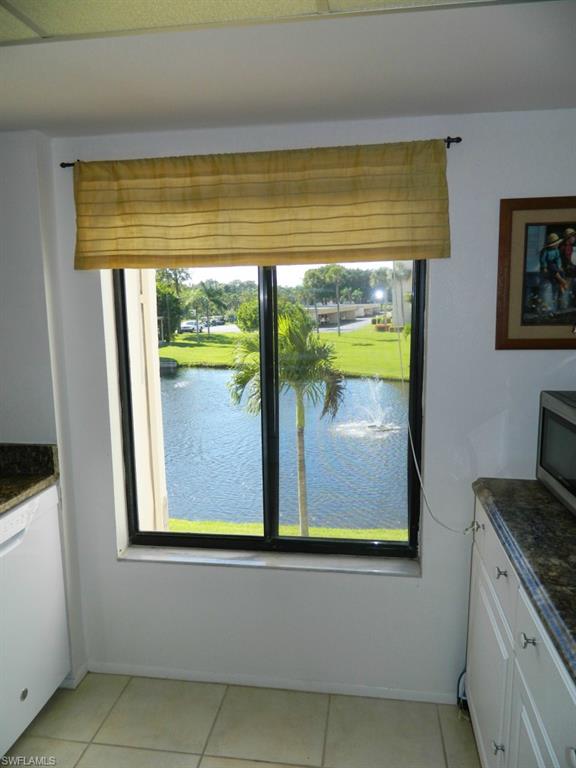 SEVEN LAKES - Residential