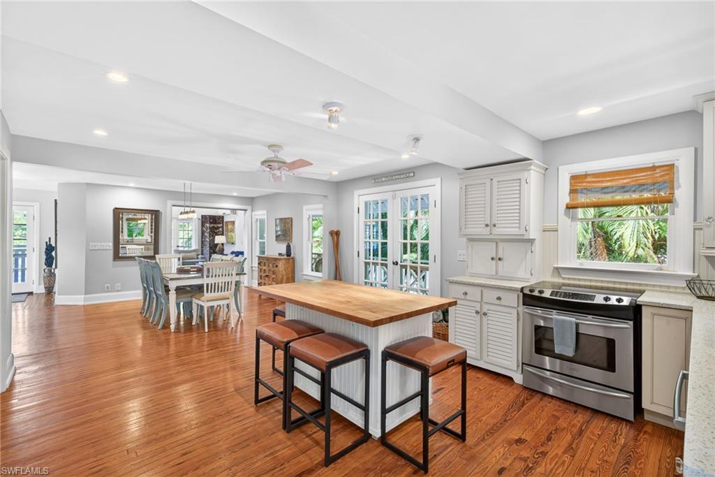 OLDE NAPLES - Residential