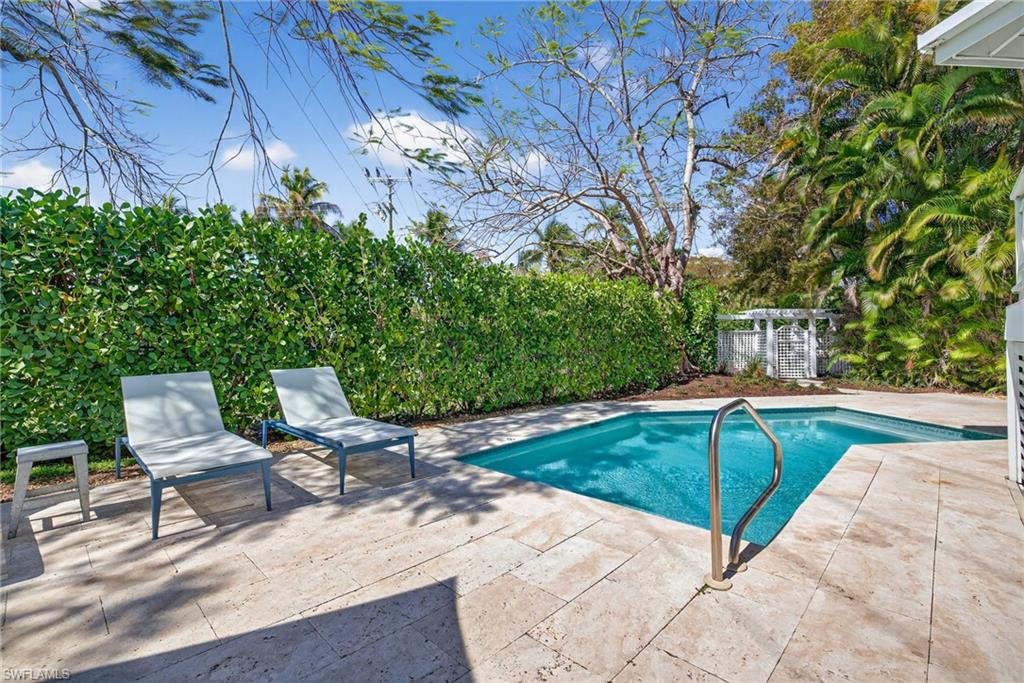 OLDE NAPLES - Residential