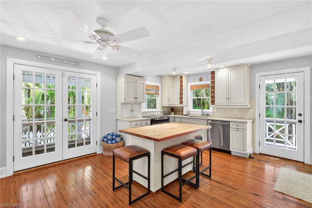 OLDE NAPLES - Residential