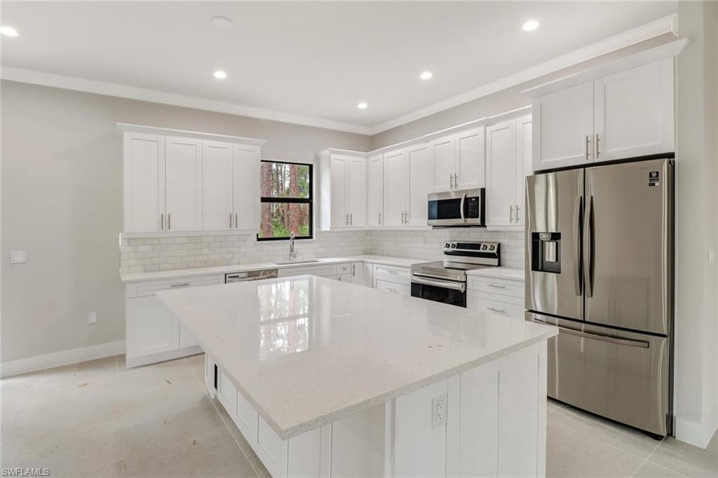 GOLDEN GATE ESTATES - Residential