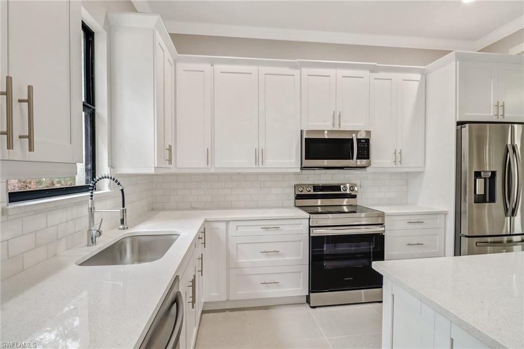 GOLDEN GATE ESTATES - Residential