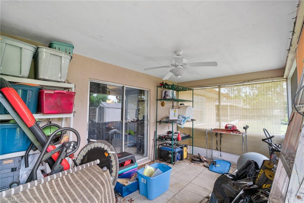 SAN CARLOS PARK - Residential