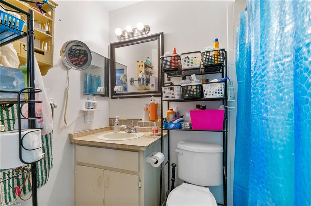 SAN CARLOS PARK - Residential