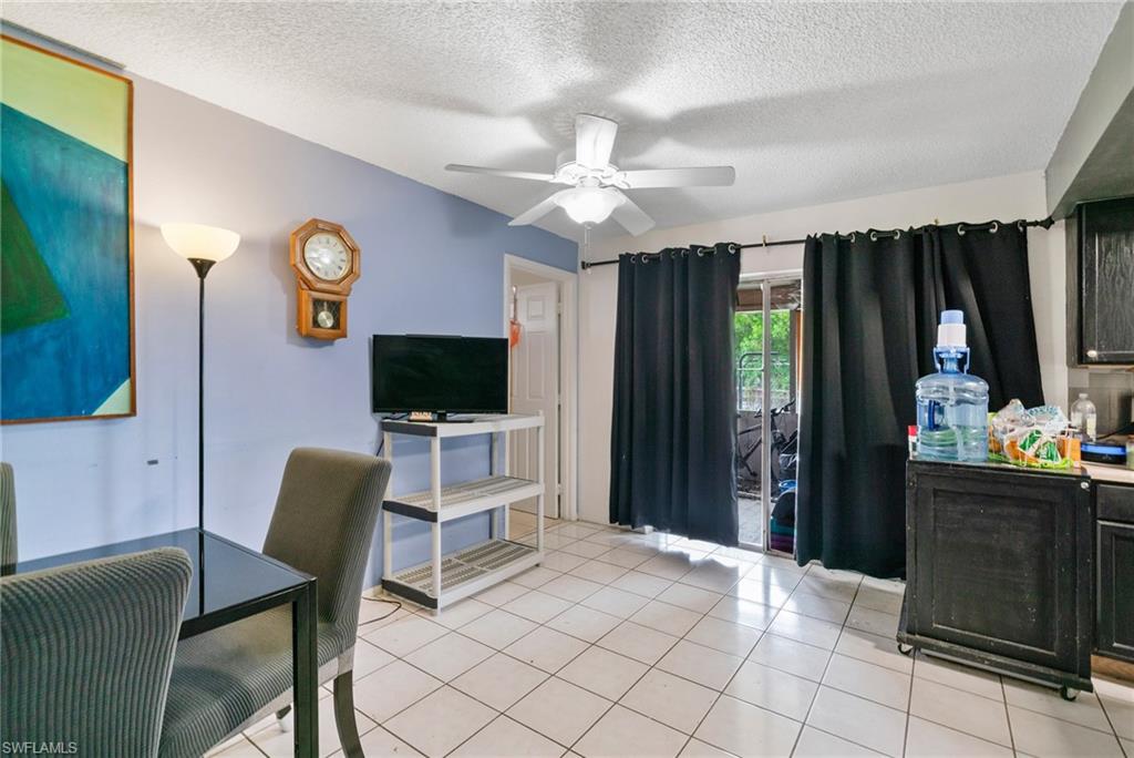 SAN CARLOS PARK - Residential