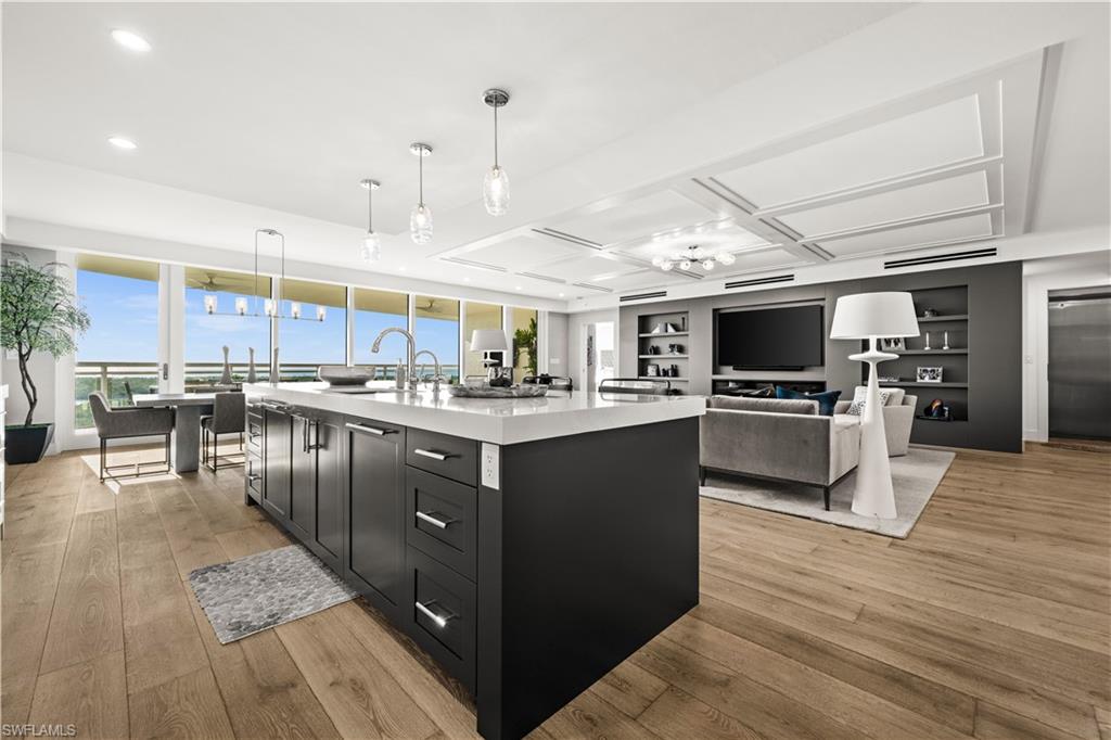 KALEA BAY TOWER 200 - Residential