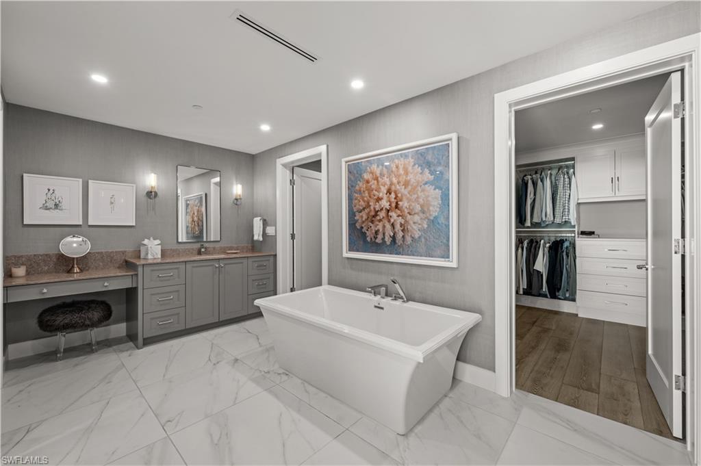 KALEA BAY TOWER 200 - Residential