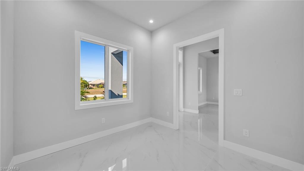 CAPE CORAL - Residential Lease