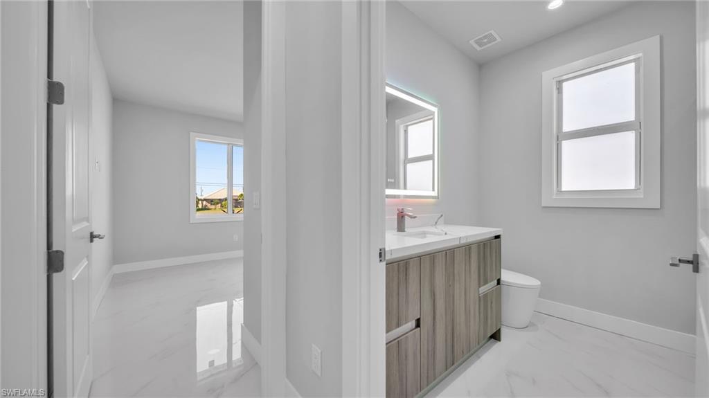 CAPE CORAL - Residential Lease