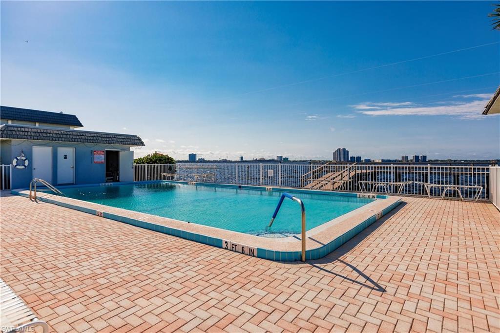 BAY HARBOR CLUB CONDO - Residential