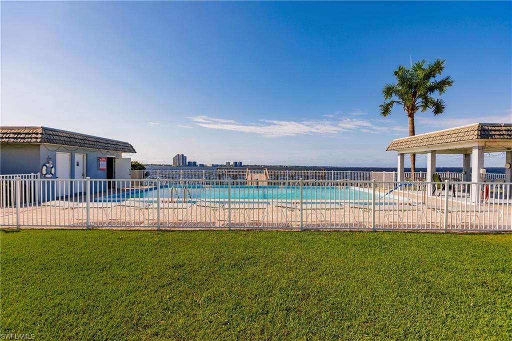 BAY HARBOR CLUB CONDO - Residential