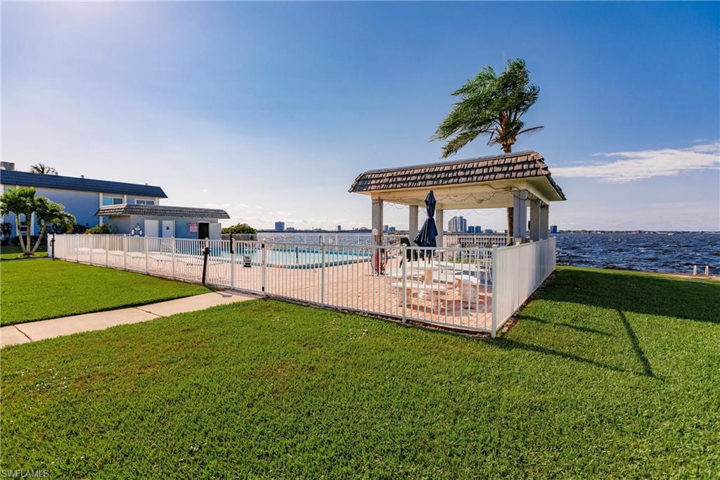 BAY HARBOR CLUB CONDO - Residential