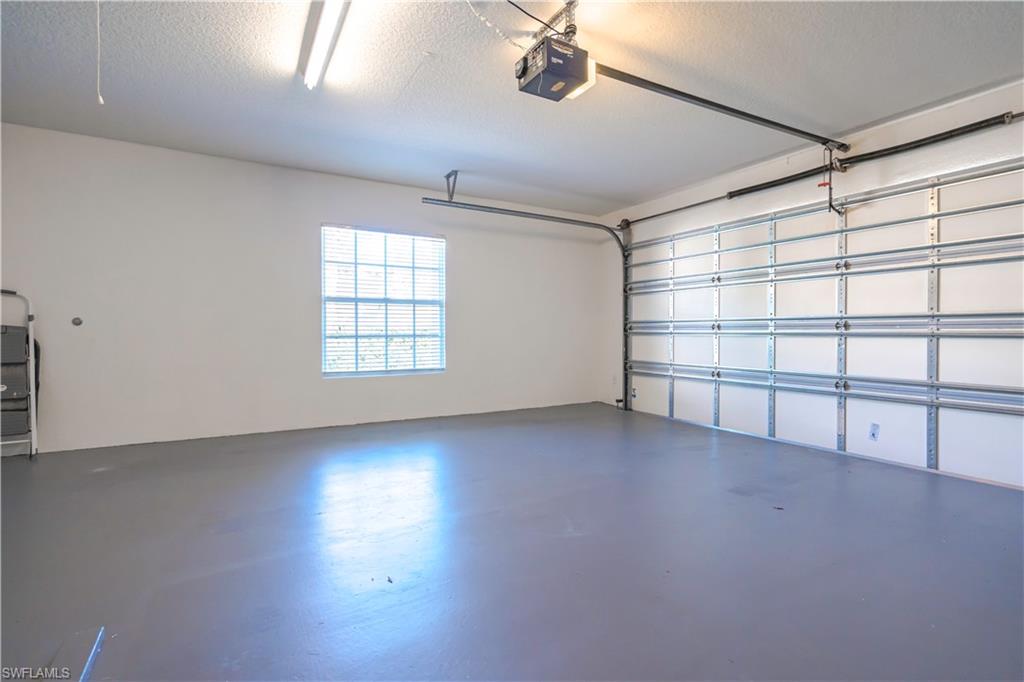 ISLAND WALK - Residential