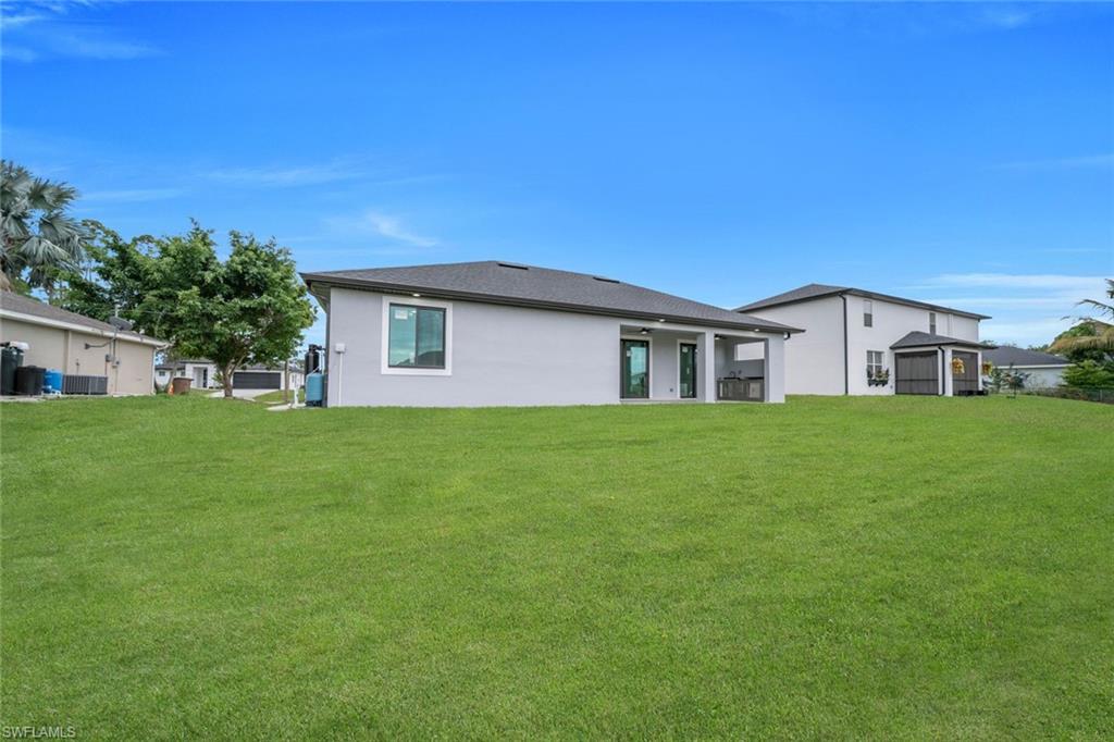 LEHIGH ACRES - Residential