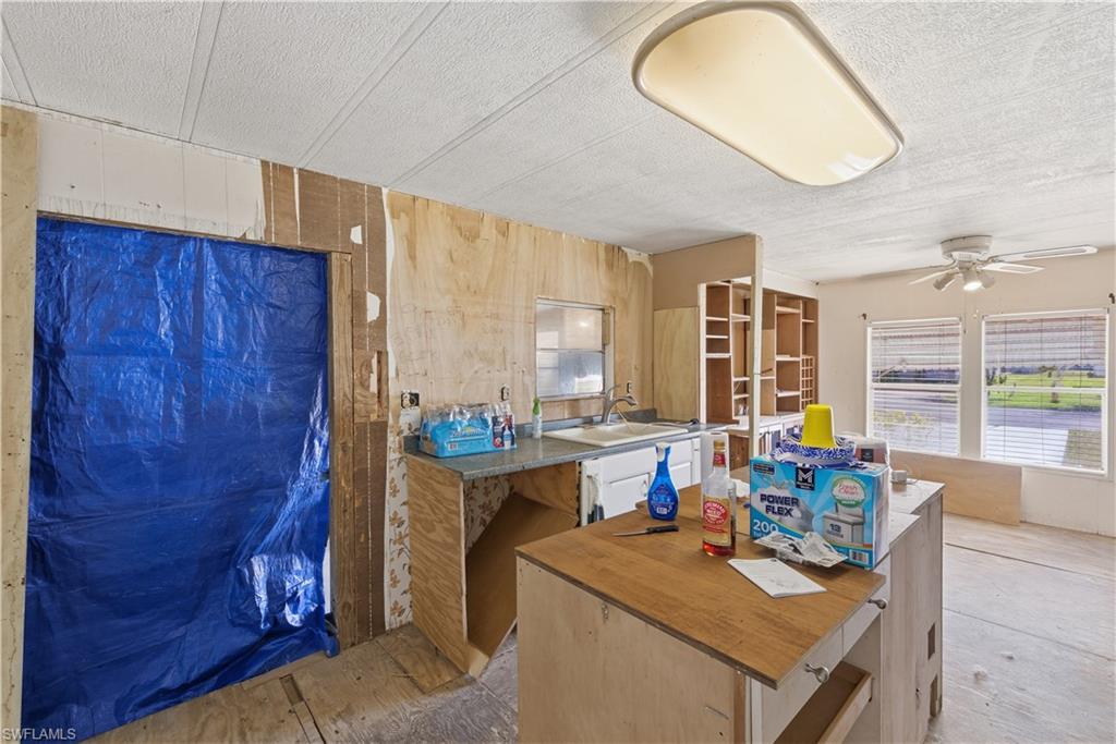 IMPERIAL HARBOR - Residential