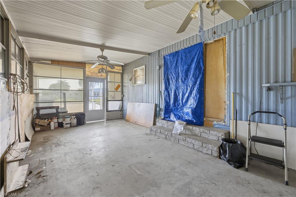 IMPERIAL HARBOR - Residential