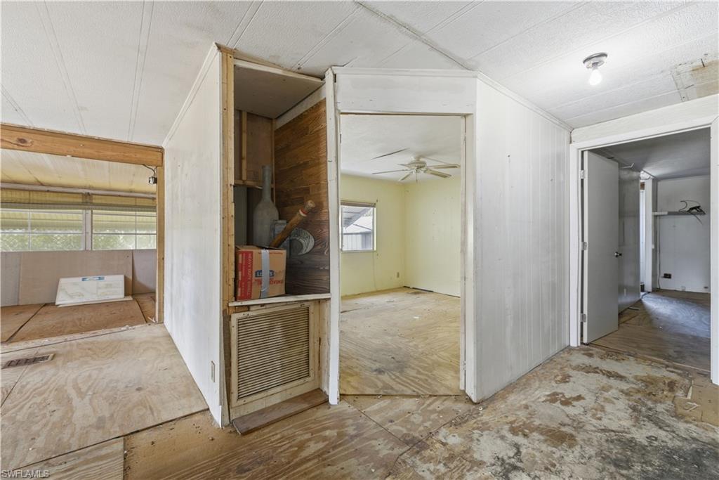 IMPERIAL HARBOR - Residential