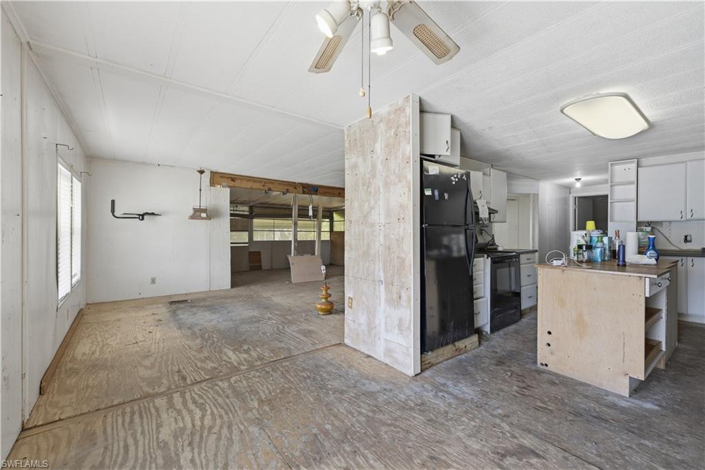 IMPERIAL HARBOR - Residential