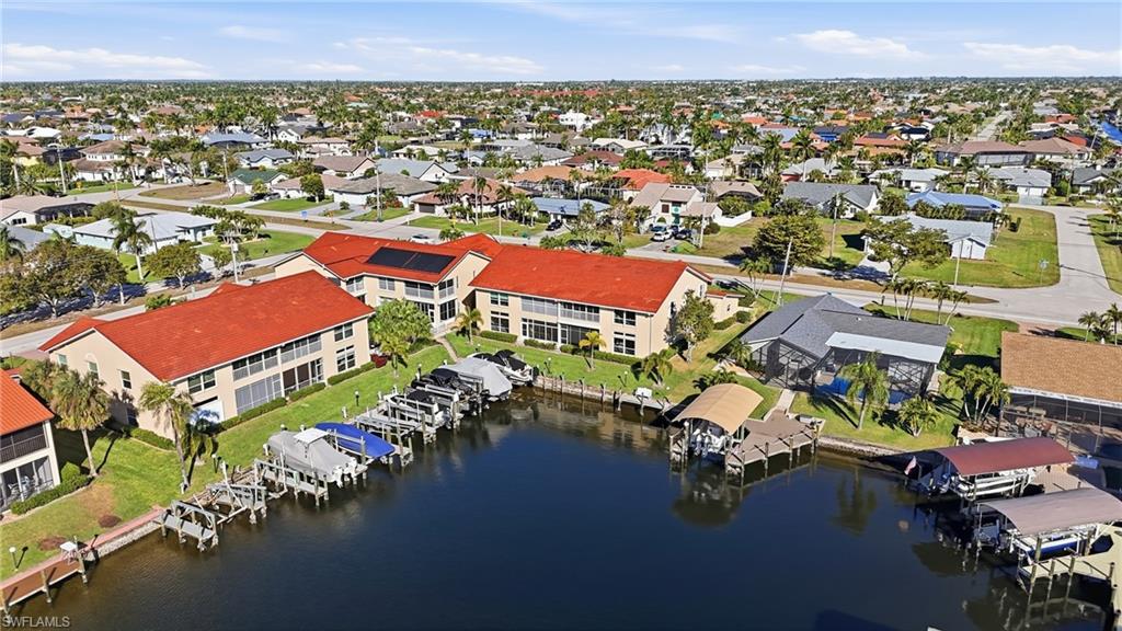 CAPSTAN II CONDO - Residential