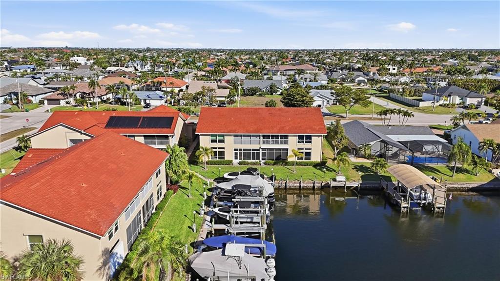 CAPSTAN II CONDO - Residential