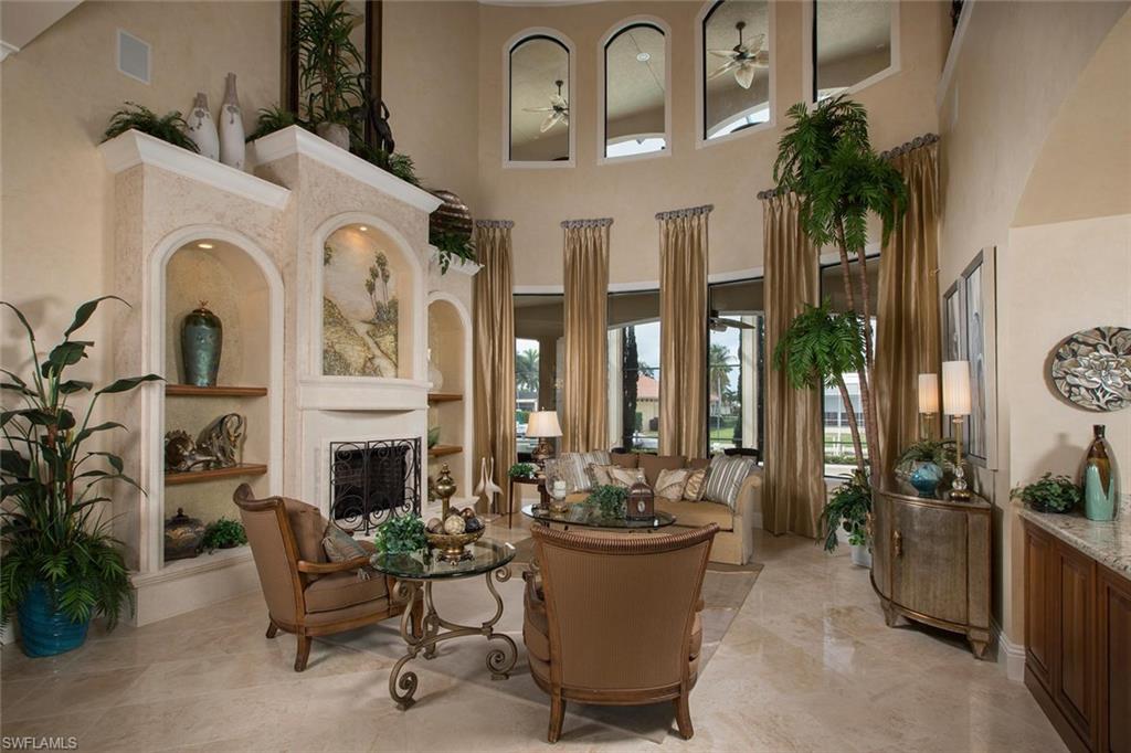 MARCO BEACH - Residential