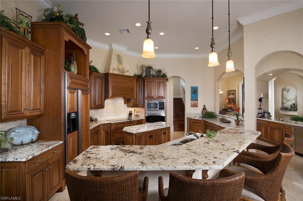 MARCO BEACH - Residential