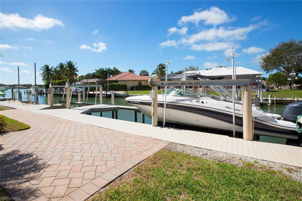 MARCO BEACH - Residential