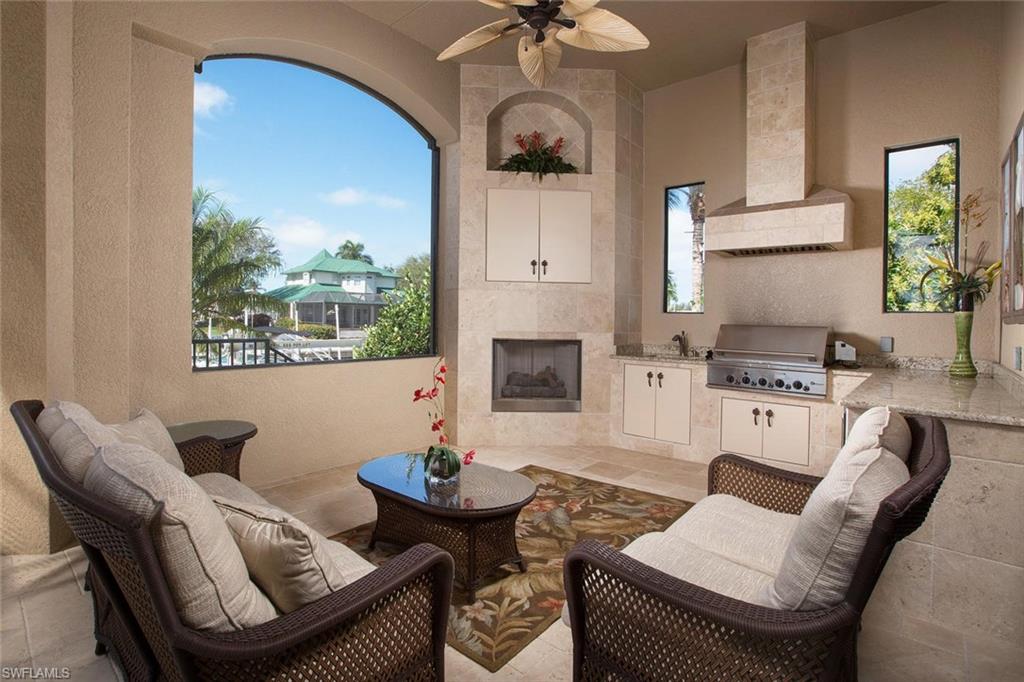 MARCO BEACH - Residential