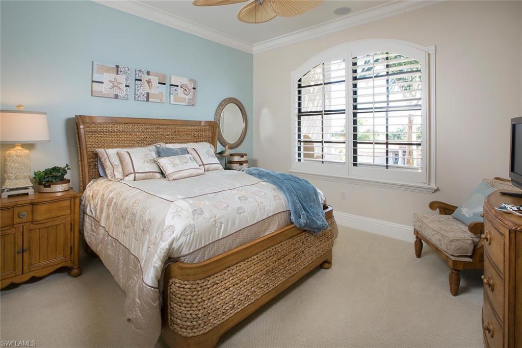 MARCO BEACH - Residential