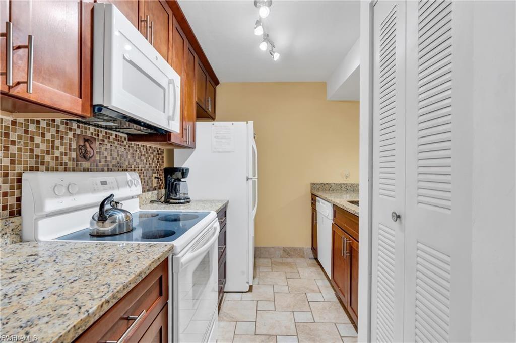 13134 Feather Sound DR 406