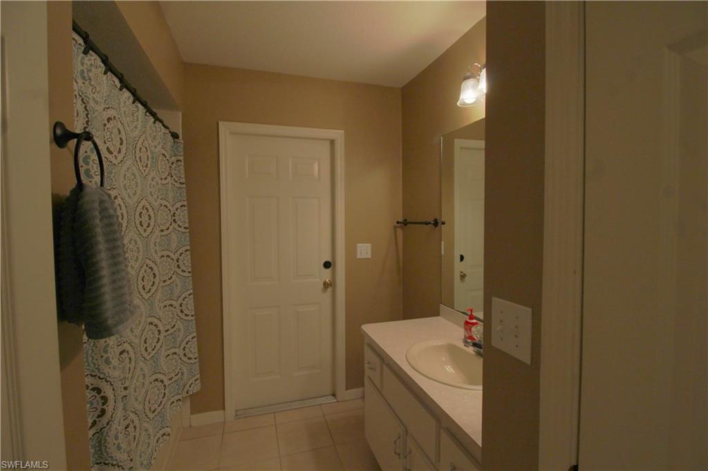 SAN CARLOS PARK - Residential