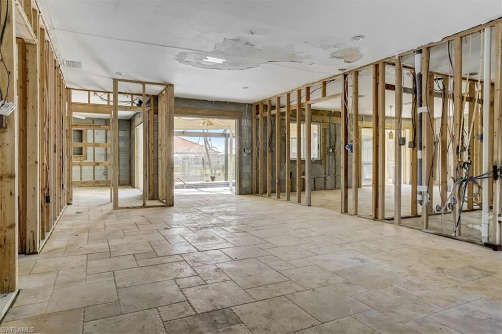 FAIRVIEW ISLES - Residential