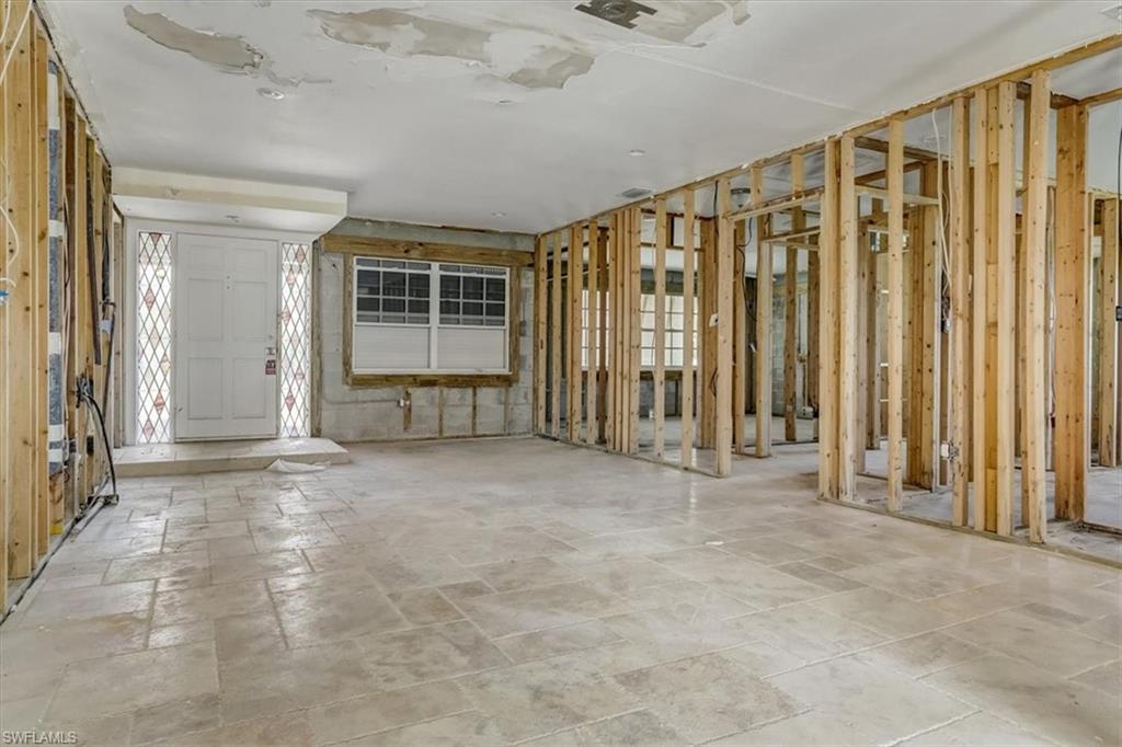 FAIRVIEW ISLES - Residential