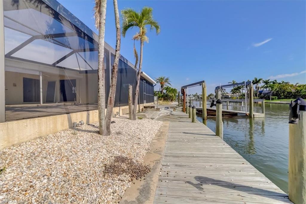 FAIRVIEW ISLES - Residential