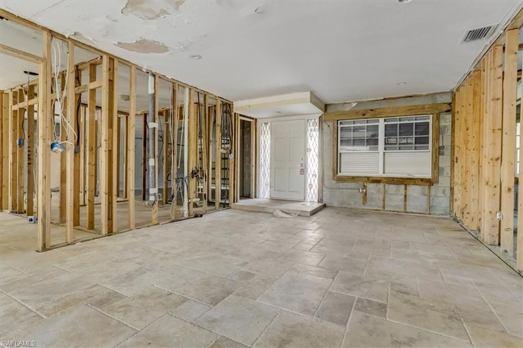 FAIRVIEW ISLES - Residential