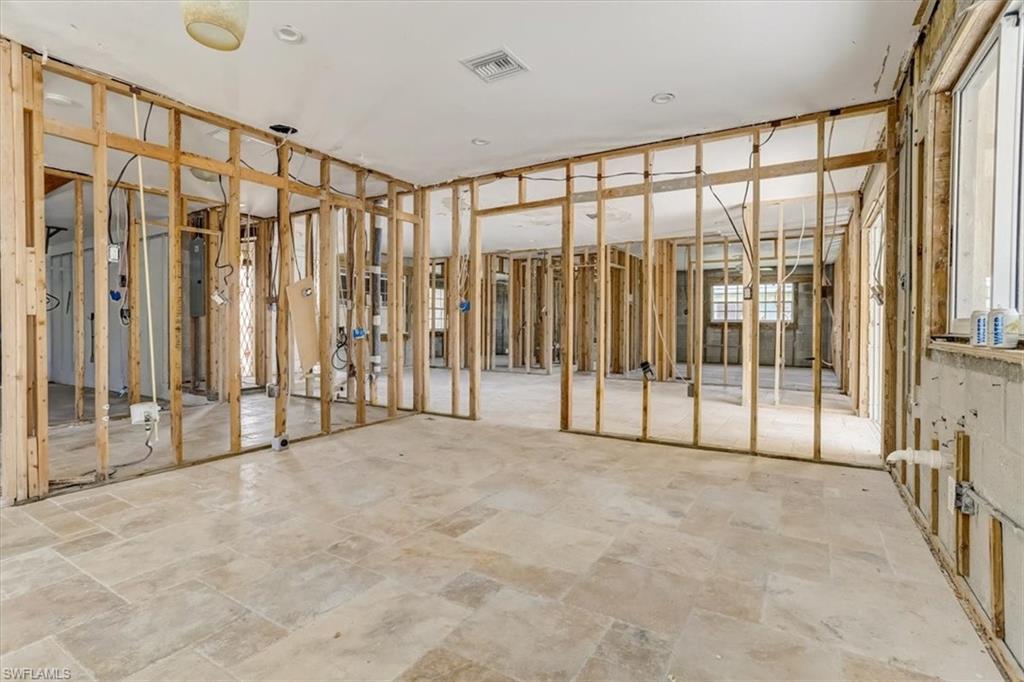 FAIRVIEW ISLES - Residential
