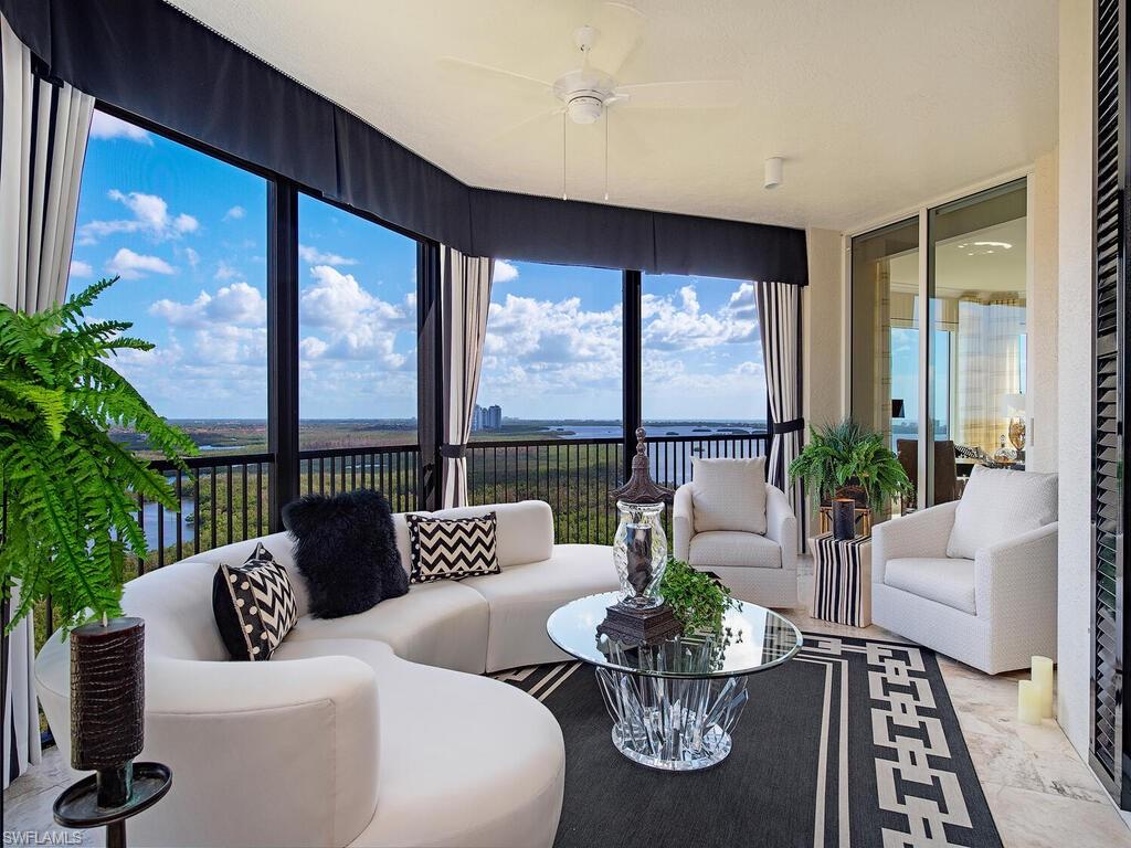 LA SCALA AT THE COLONY - Residential